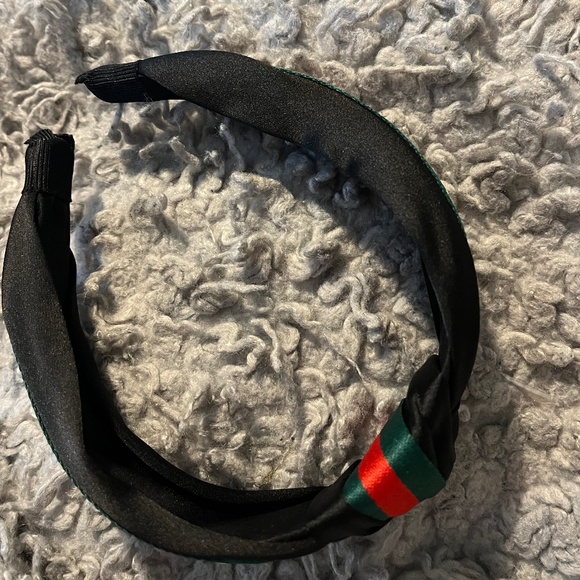 Fashion Black & Green Bee Headband NEW - Picture 3 of 3